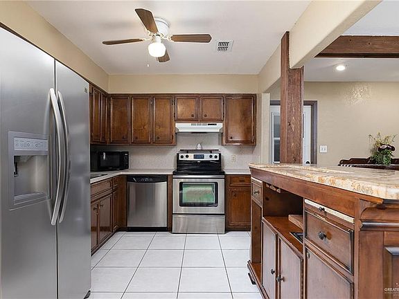 2nd image of 2708 Iris Ave