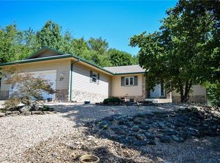 27 Dunkeld Dr, Bella Vista, AR 72715