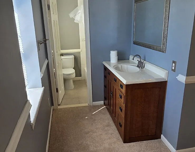 12735 Lighthouse Ln #UPSTAIRS — Photo 10