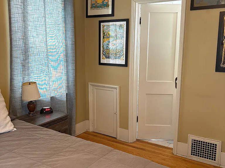 4519 Woolworth Ave — Photo 45