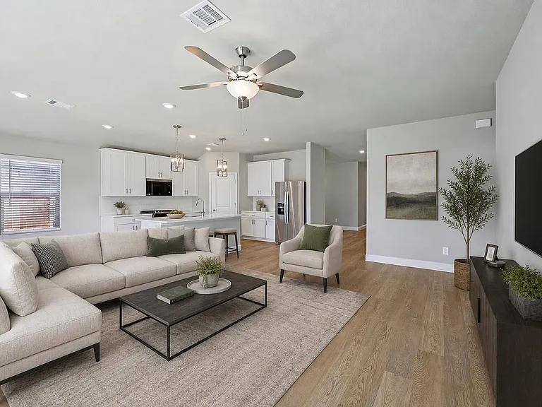 5910 Broadacre Dr — Photo 8
