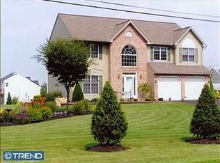 1005 Park Rd, Leesport, PA 19533