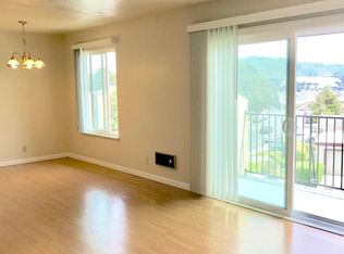 190 Eastmoor Ave APT 8, Daly City, CA