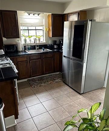 3rd image of 1346 Allo Ave Unit A