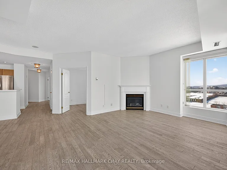 2 Toronto St #1205 — Photo 16