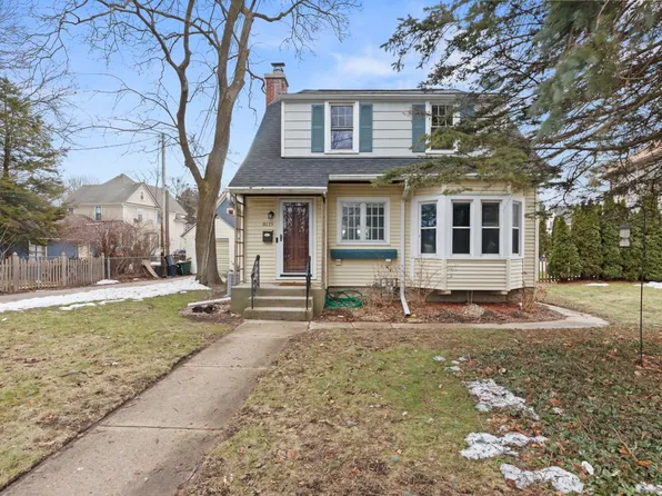 8119 Harwood AVENUE, Wauwatosa, WI 53213
