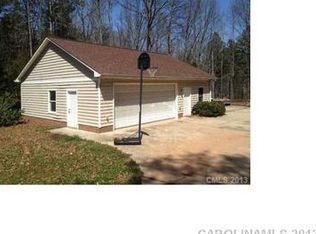 Hobbs Ln, Mooresville, NC 28115