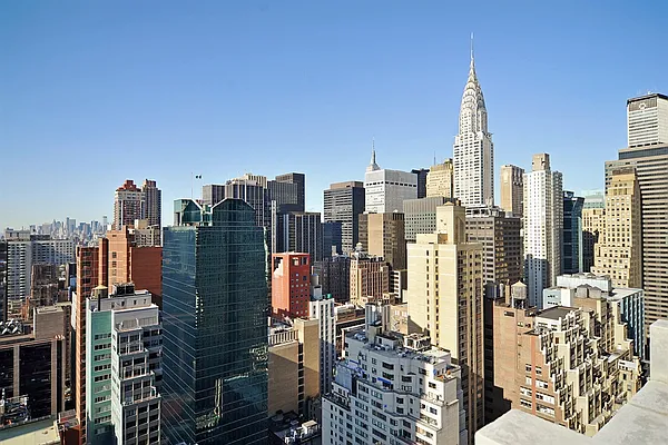 Sold by Corcoran | media 7