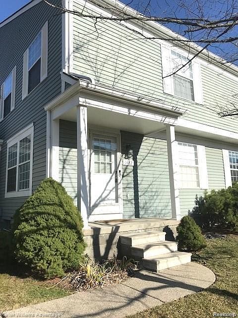 1st image of 1482 Mariner Dr #109