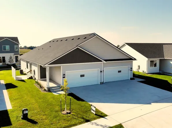 2733 13th St NE, Bondurant, IA 50035