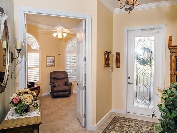 Home For Sale In Waterway Village