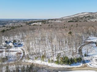 8 Stoney Hill Rd, Rockport, ME 04856