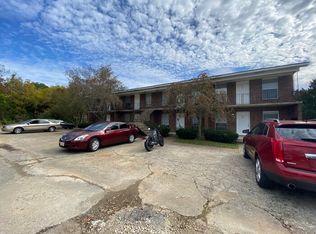 359 Redmar Blvd #26, Radcliff, KY 40160
