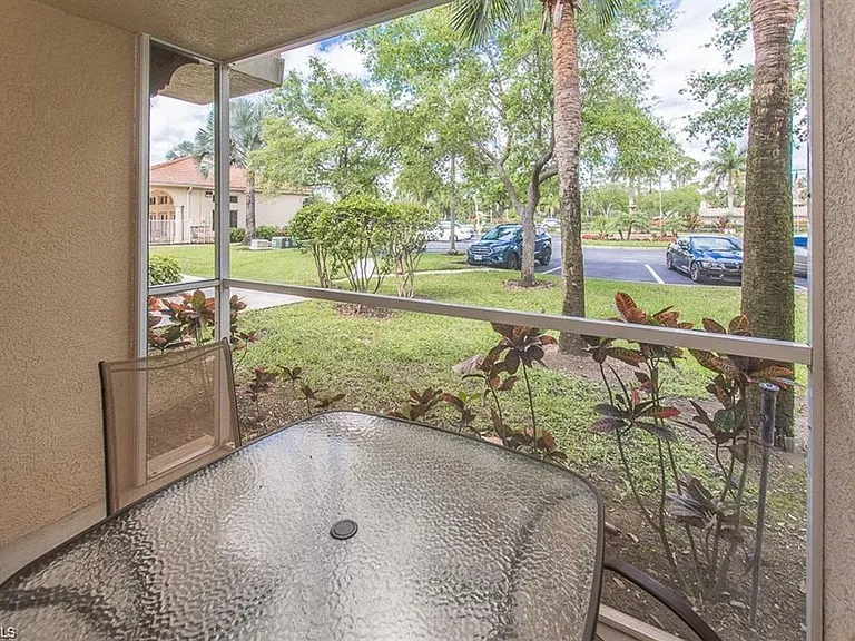 8215 Ibis Club Dr #102 — Photo 15