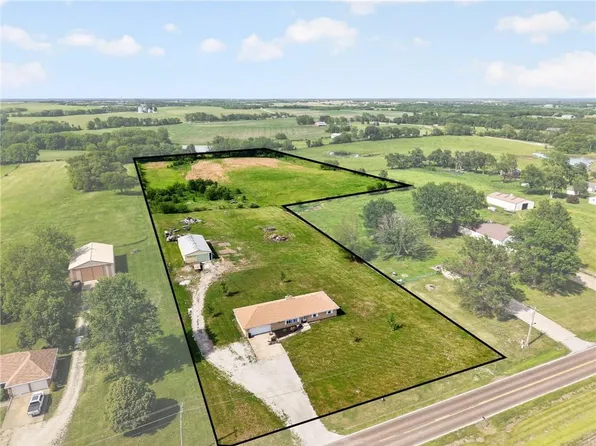 8520 SW Highway Z, Trimble, MO 64492