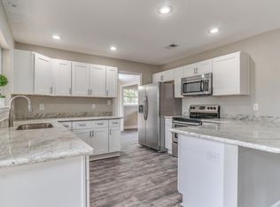 220 Teakwood Pl, Fort Walton Beach, FL 32548
