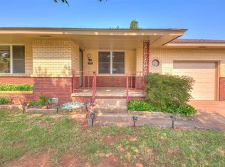 2505 Robin Rd, Midwest City, OK 73110