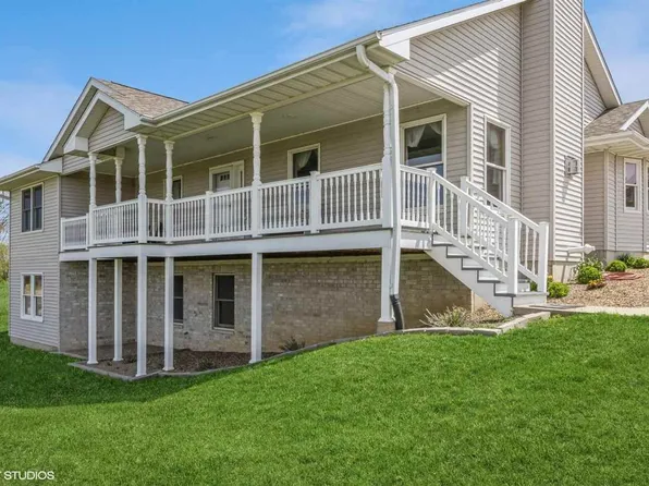 4296 Phebe Ln SW, Iowa City, IA 52246