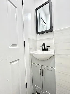 Bathroom, photo 2