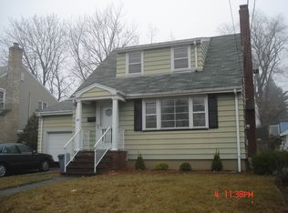 40 Starmond Ave, Clifton, NJ 07013