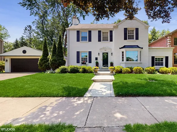 4335 Lee St, Skokie, IL 60076