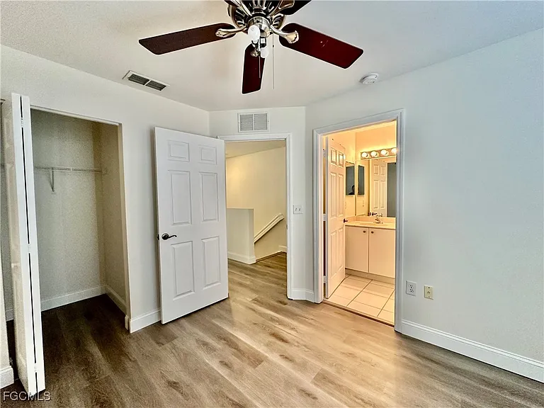 3627 Pine Oak Cir #102 — Photo 35