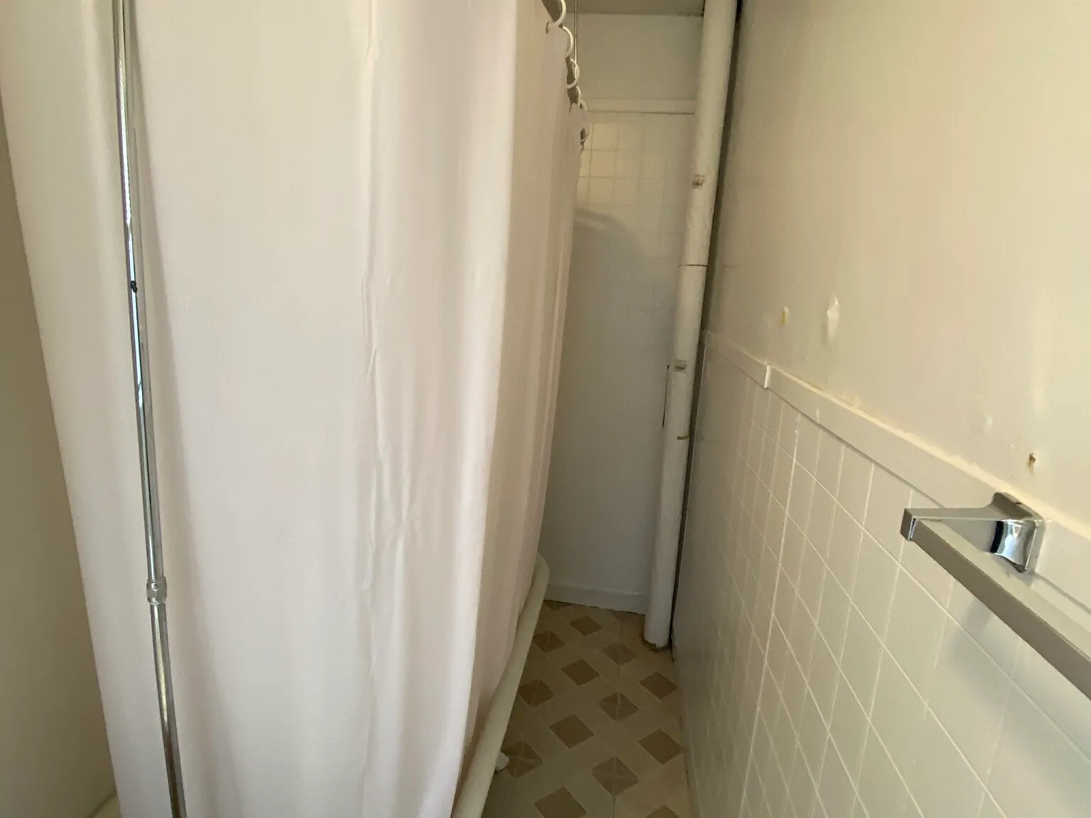 2 bed, 9999 sqft, $3,800 — Photo 3