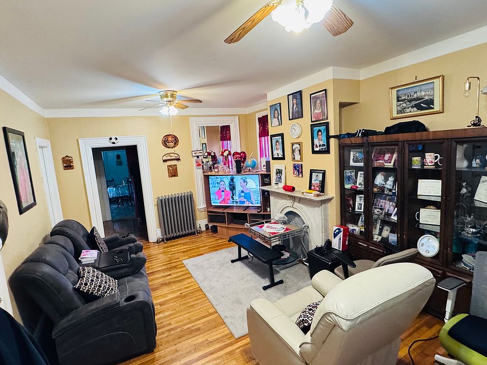 2nd image of 112 Eutaw St APT 1