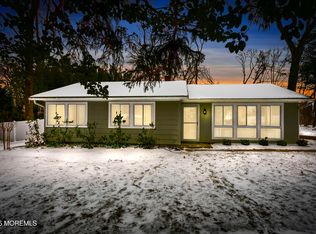 197 Oak Hill Rd, Red Bank, NJ 07701