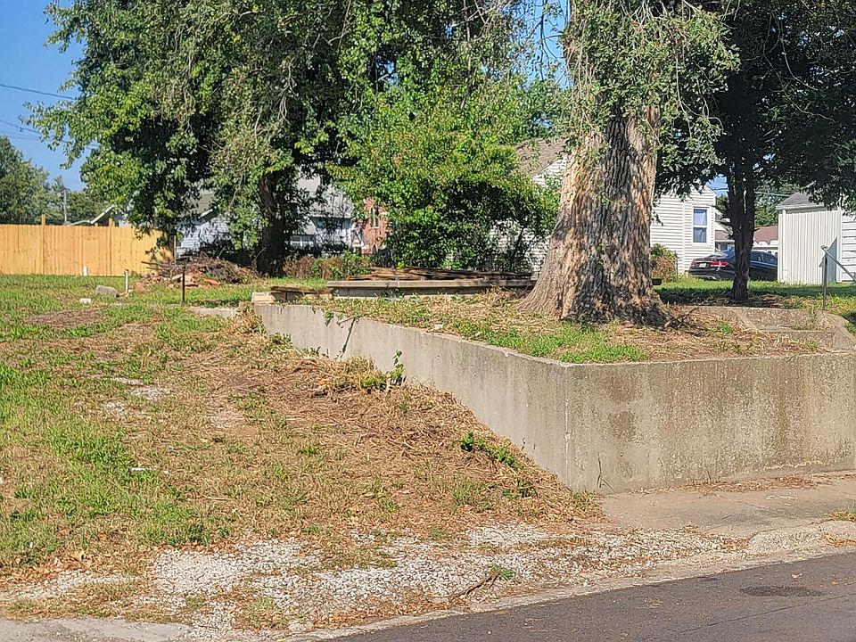 1st image of 861 S Salt Pond Ave
