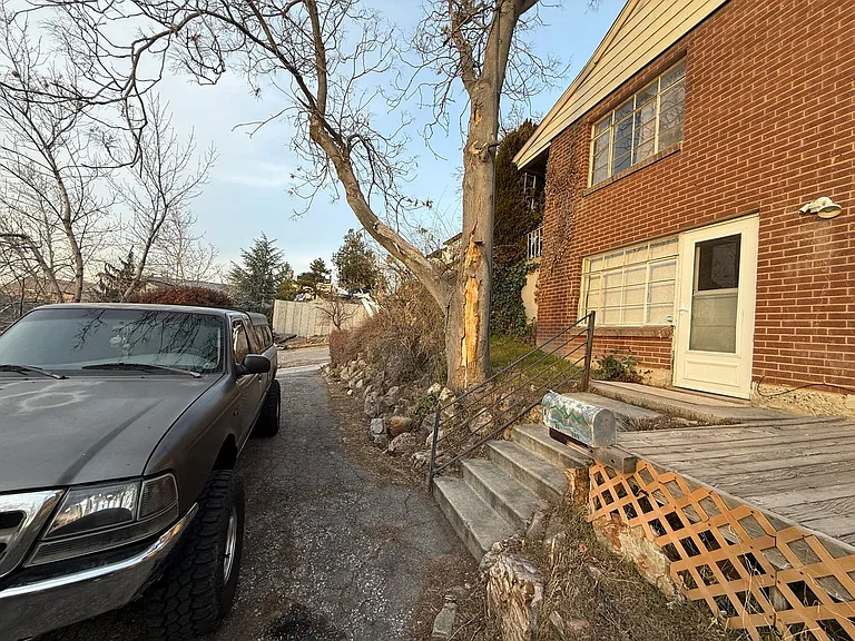 1270 E Sherman Ave — Photo 6