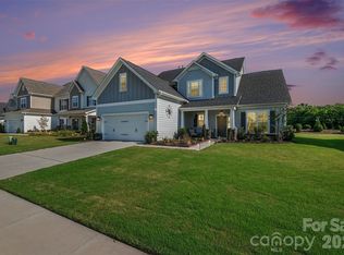 3826 Dahlia Dr, Harrisburg, NC 28075