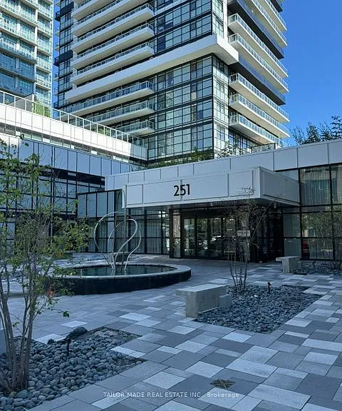 251 Manitoba St #312 — Photo 1