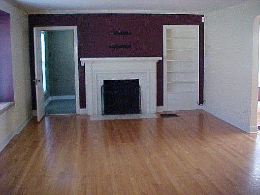 4th image of 1207 S Court St