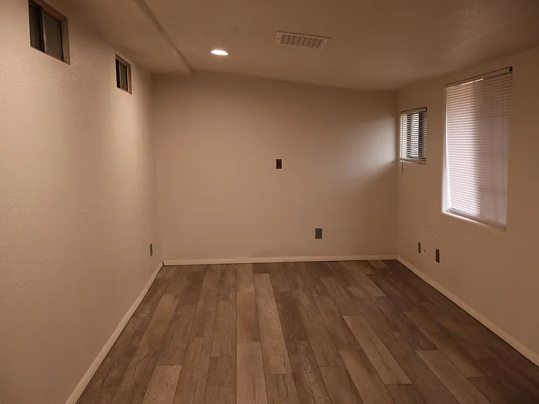 336 Colombo Ave — Photo 10