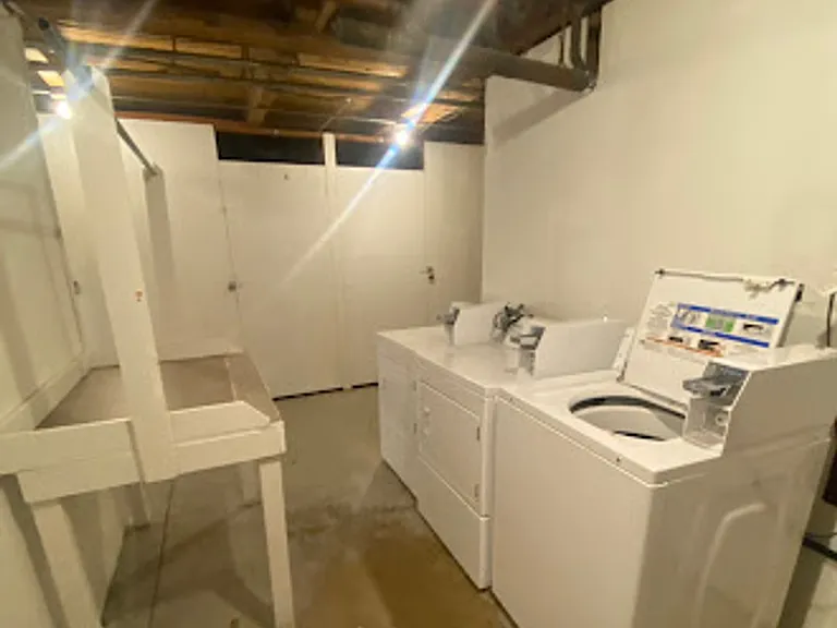 4004 W Walnut St — Photo 13