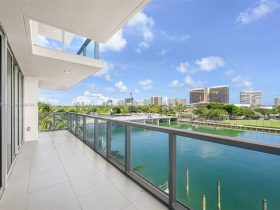 4th image of 9521 E Bay Harbor Dr Unit 503