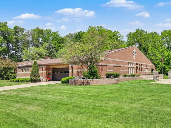 829 S Lincoln St, Greenville, MI 48838