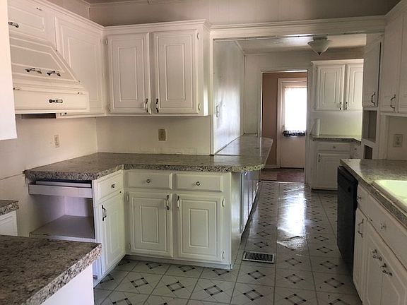 5th image of 601 Melba Ave