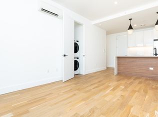 167 Meserole Ave #1F, Brooklyn, NY 11222