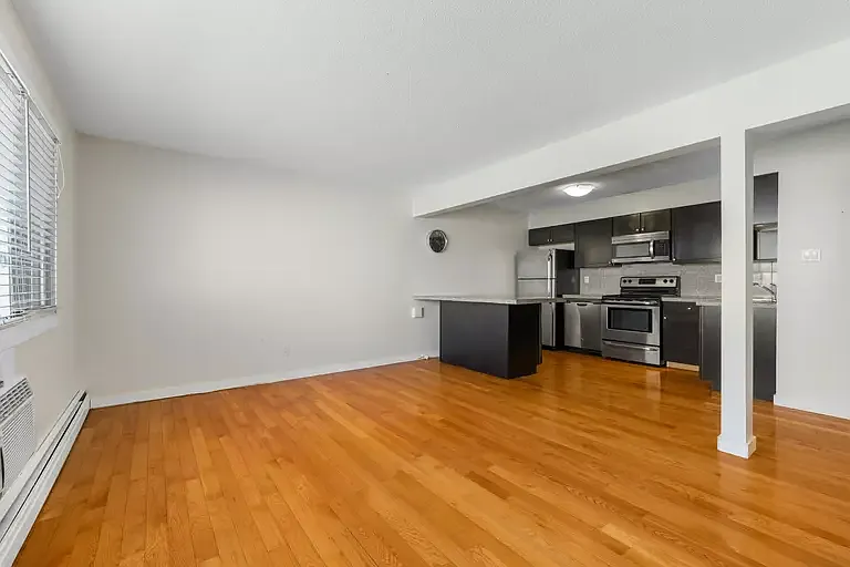 2163 Hamilton St #10 — Photo 1