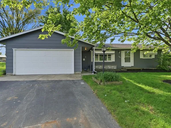 1300 Robinhood Dr, Bucyrus, OH 44820
