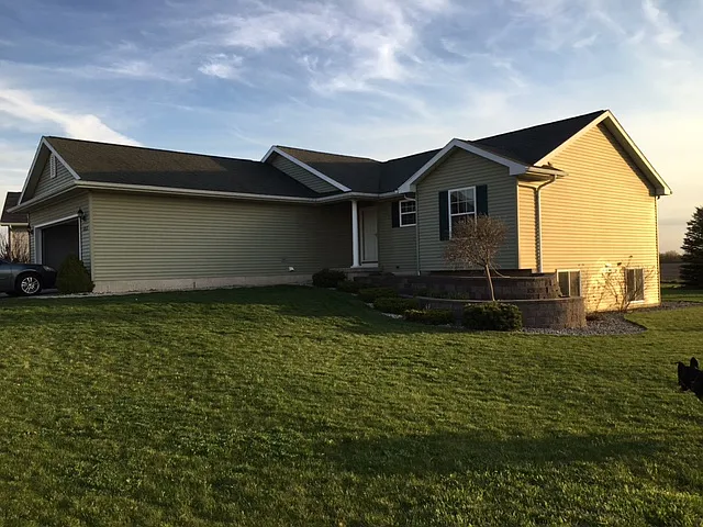 1103 Chalen Dr photo 1