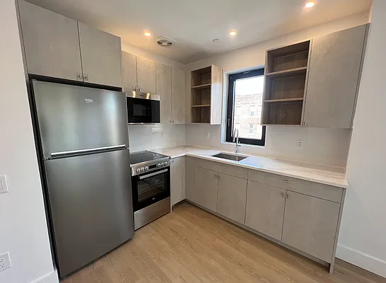 Rented by MADEHOME | media 28