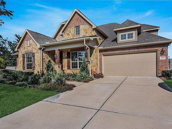 2nd image of 5826 Green Meadows Ln