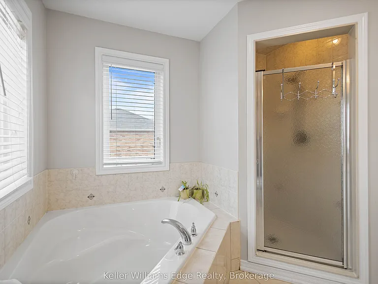 4268 Murvel Ave — Photo 25