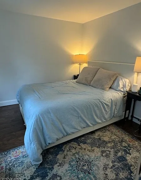 909 Thoreau Ct — Photo 10