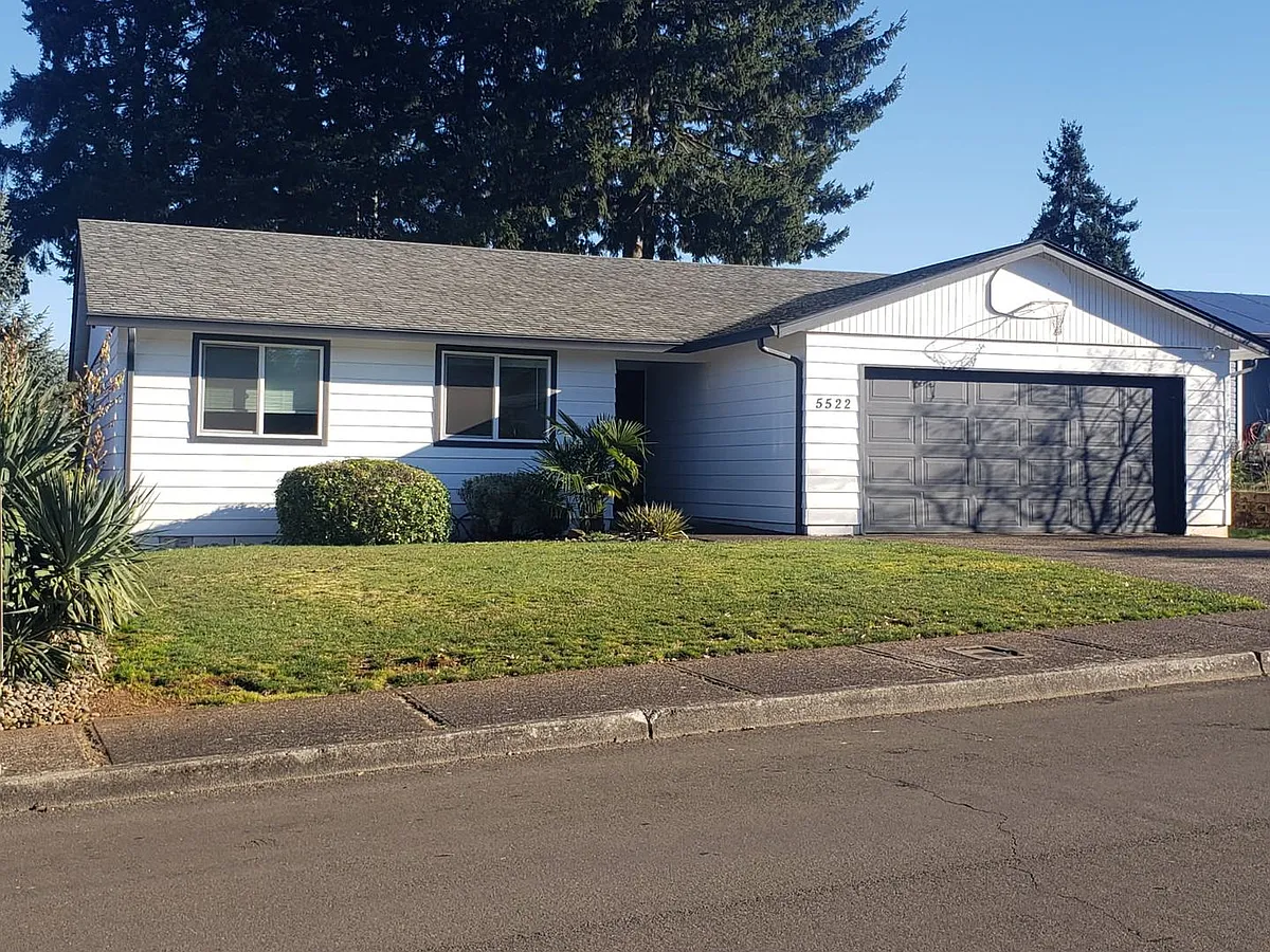 Building Photo - 5522 Beechwood Ct S
