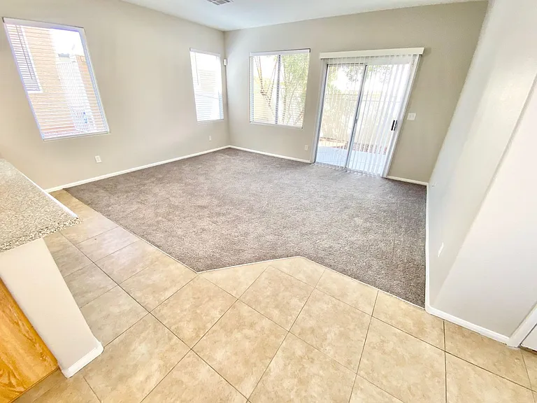 10435 Anacostia St — Photo 4