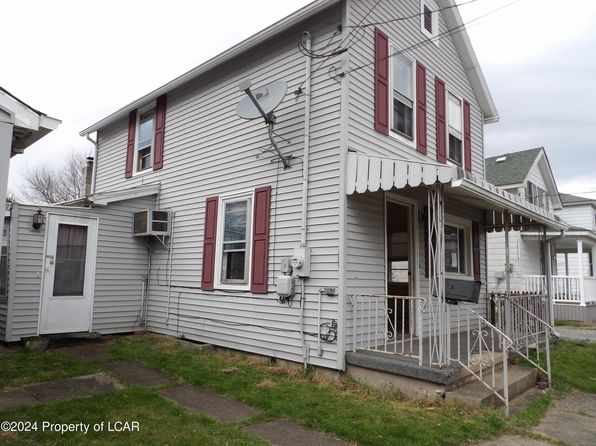 115 Thomas St, Old Forge, PA 18518